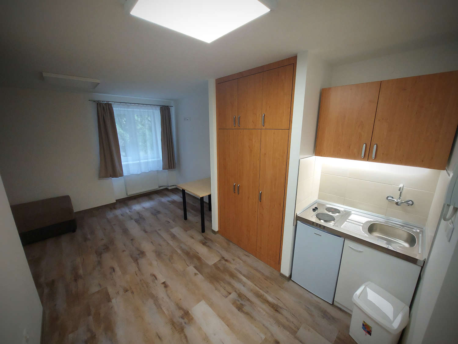 Egy szoba a Katalin házban