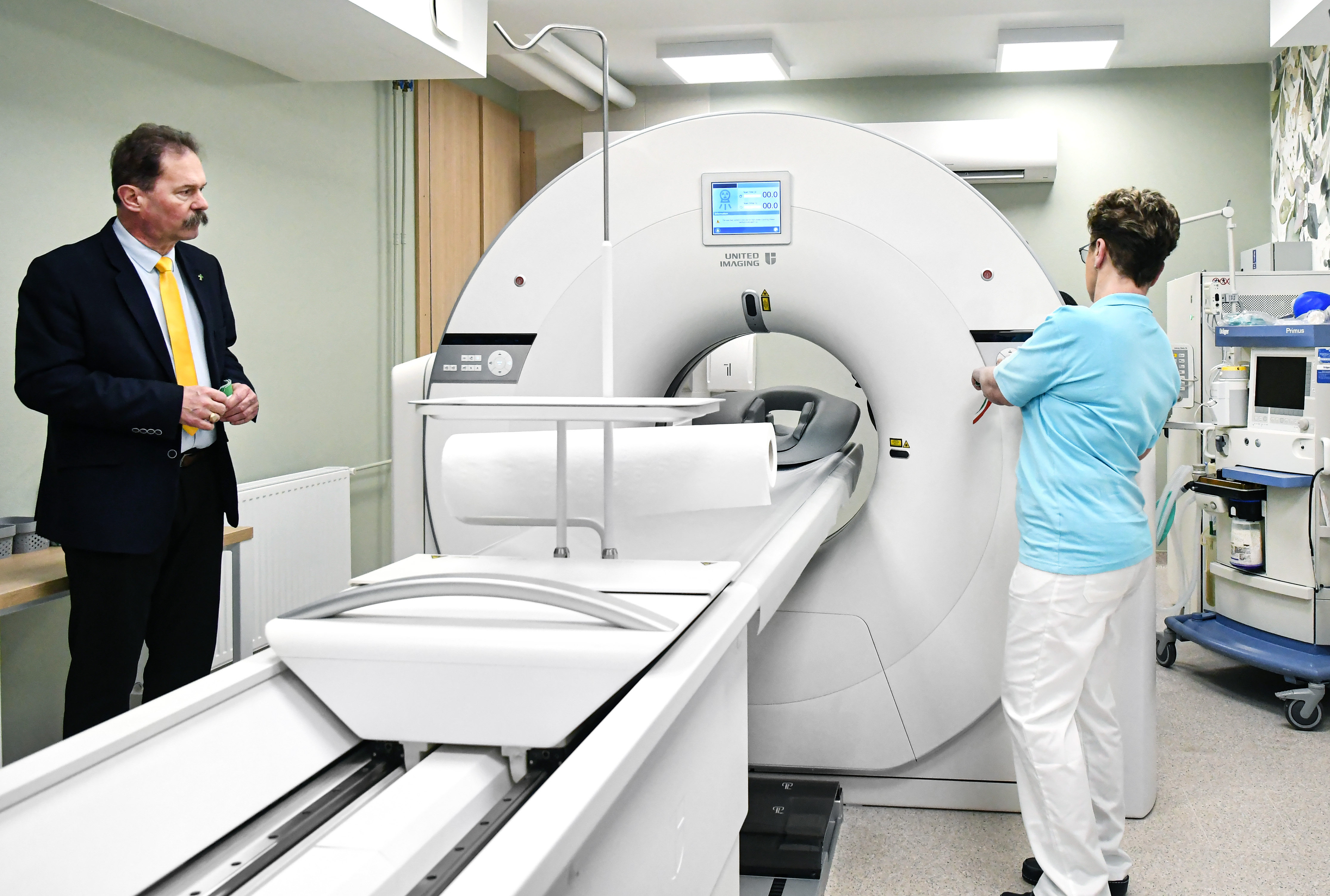 Világszínvonalú CT-készüléket adtak át a sátoraljaújhelyi Erzsébet Kórházban