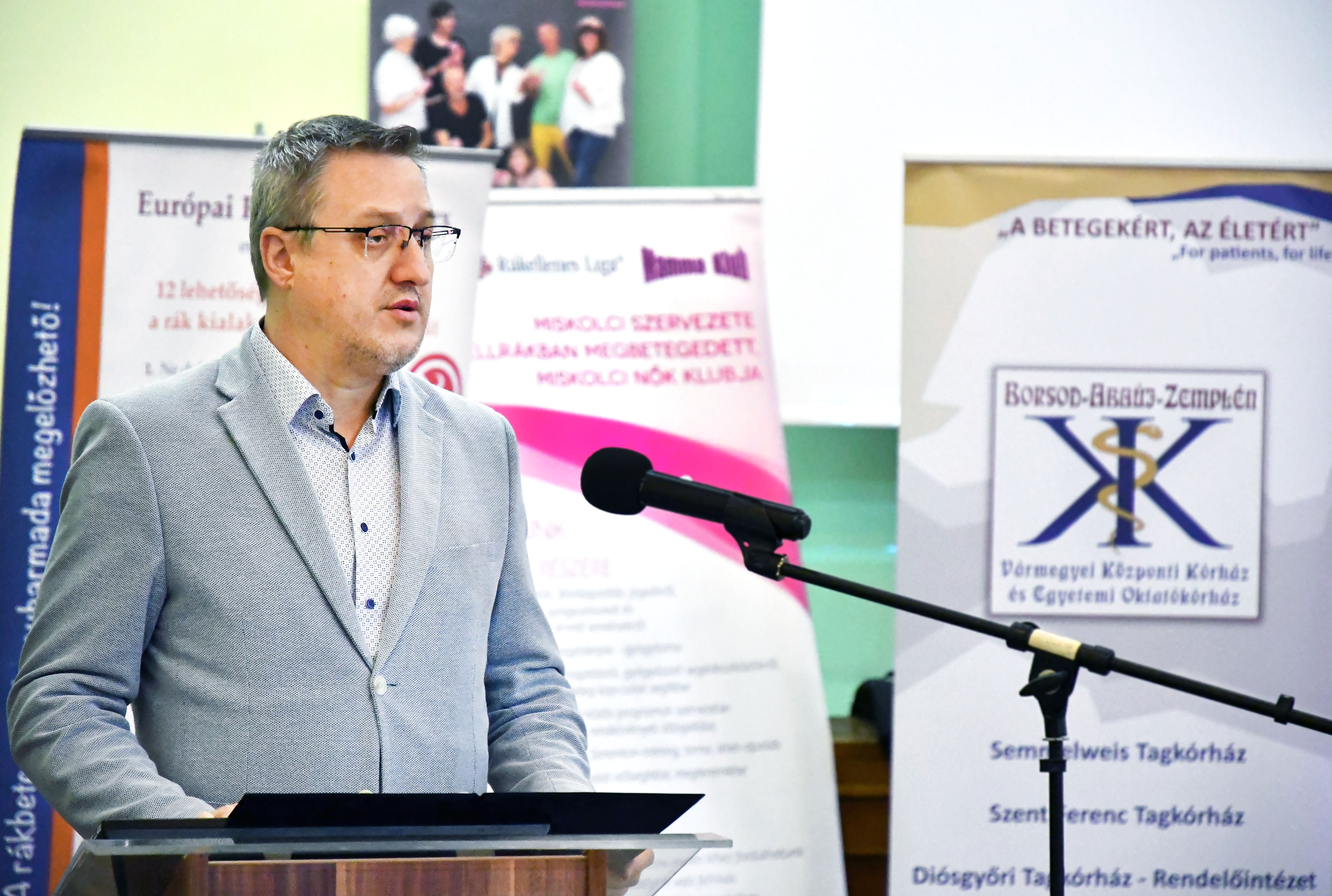 Fotó főigazgatóról