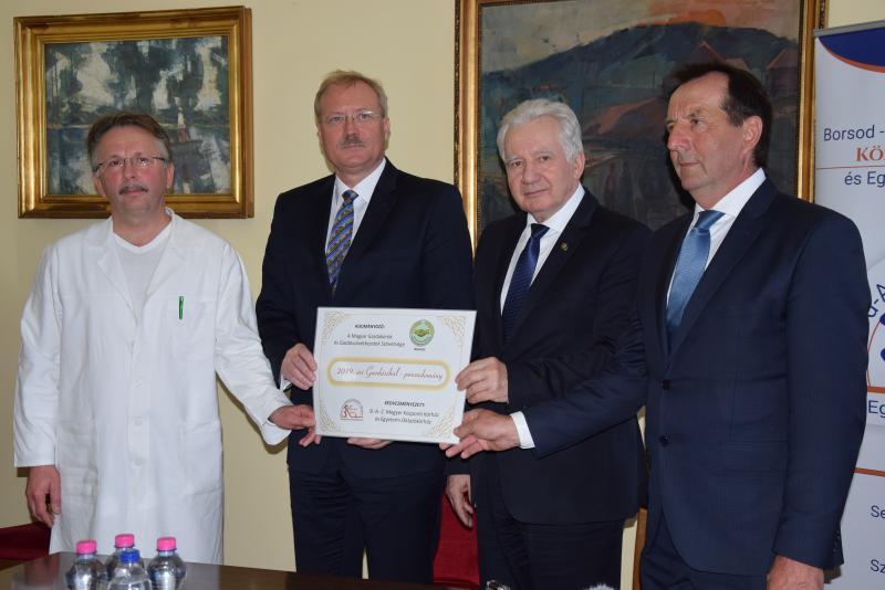 Gazdákkal bővült a Támogatók Társasága