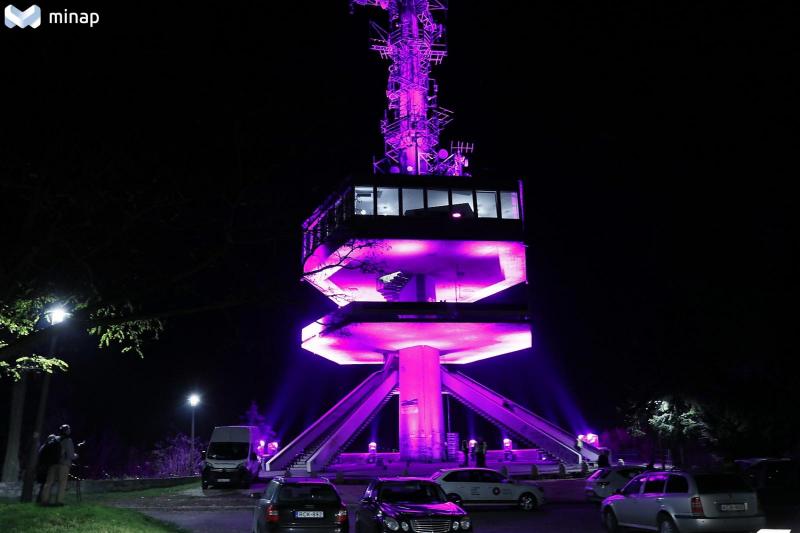 Koraszülüttek világnapja