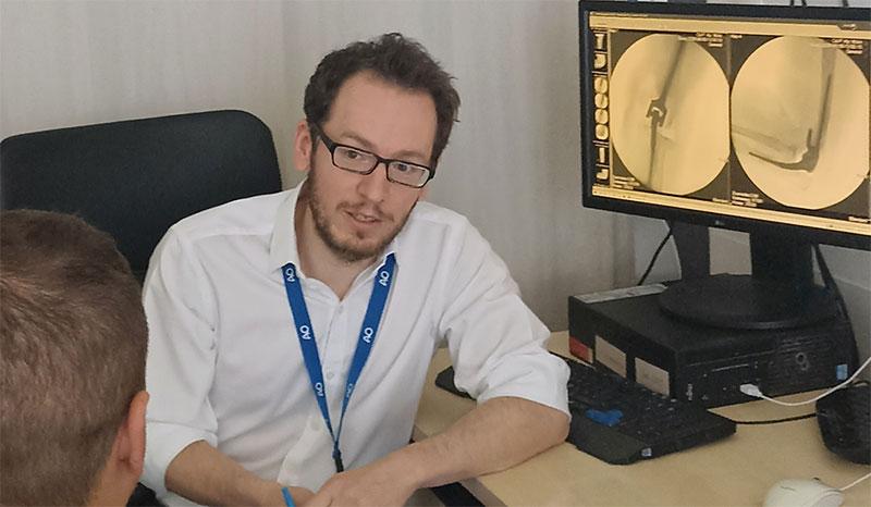 először végeztek totál könyökprotézis-beültetést kórházunkban