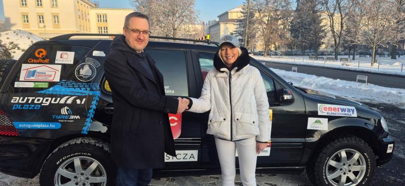 Dr. Zsákai Zsolt főigazgató és Dr. Simon Réka osztályvezető főorvos