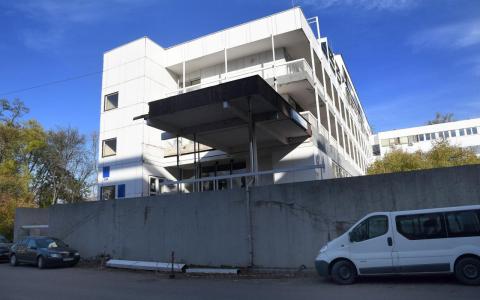 A GYEK sürgősségi építkezésének jelenetei